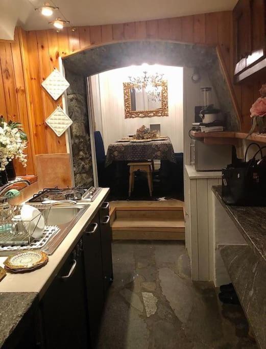 Petite Maison In Centro A Courmayeur Bagian luar foto